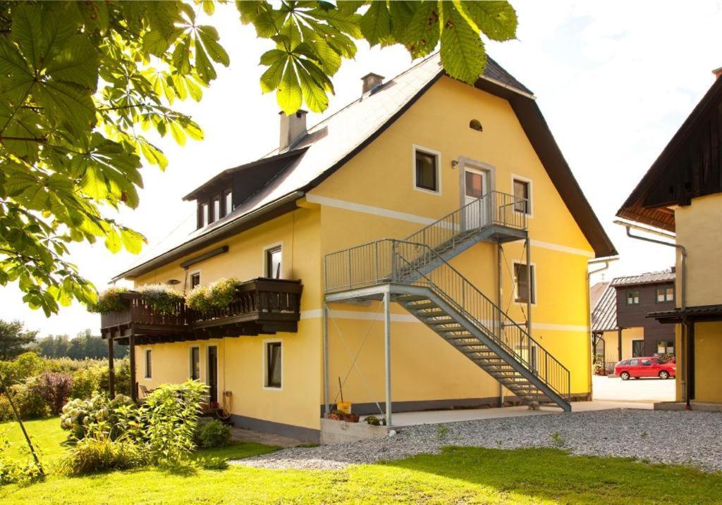 Privatzimmer Familie Pair/Schmoll Spital am Semmering Exterior photo